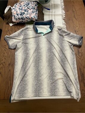 Tech-Performance Polo in Gray and White with Contrast Trim